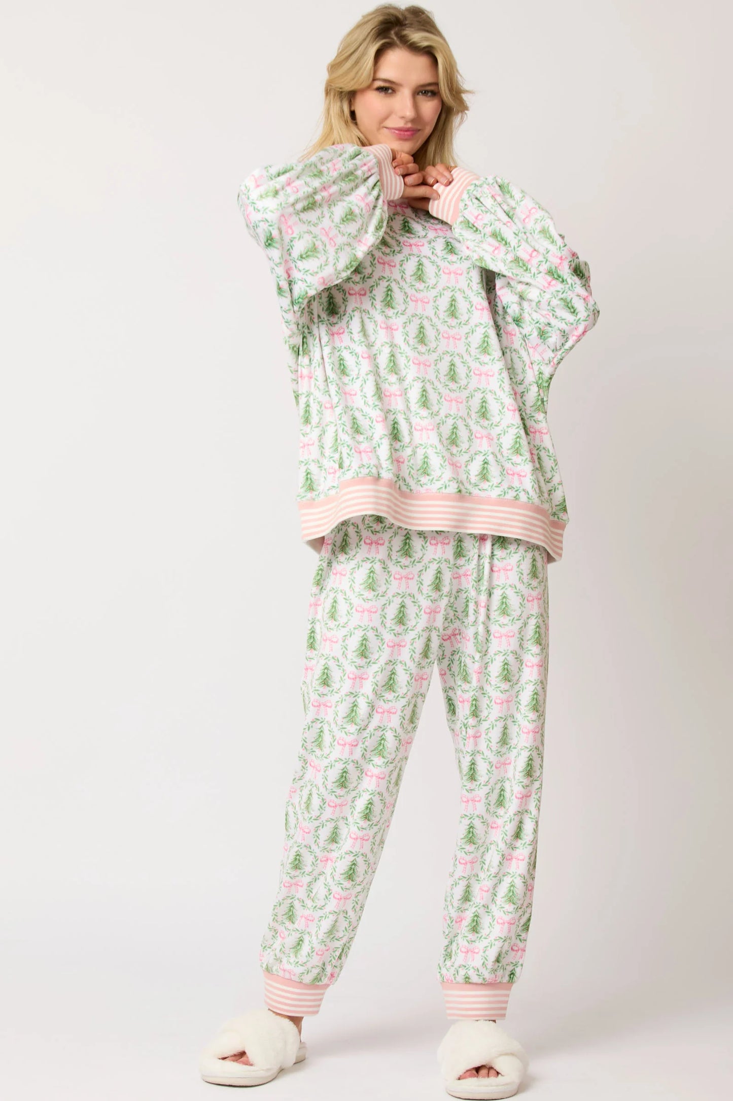 Holiday Wreath Pajama Set