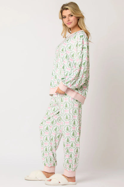 Holiday Wreath Pajama Set